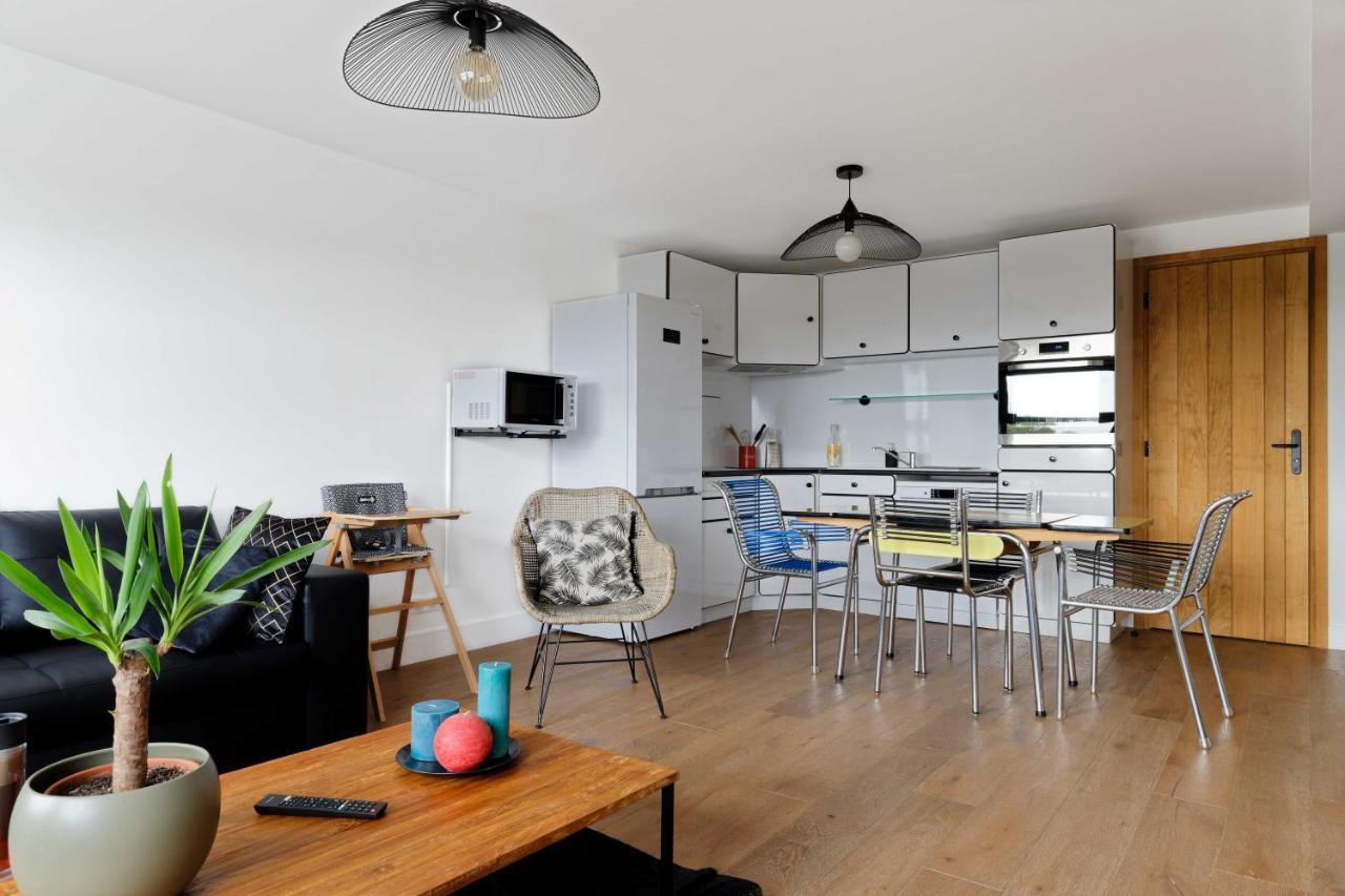 L' Annexe Du Cosmopolitain Apartment *